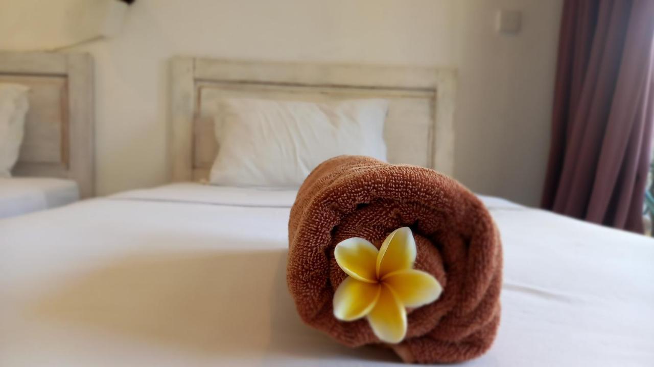 Wisma Bunda 2 Hotell Gili Trawangan Exteriör bild